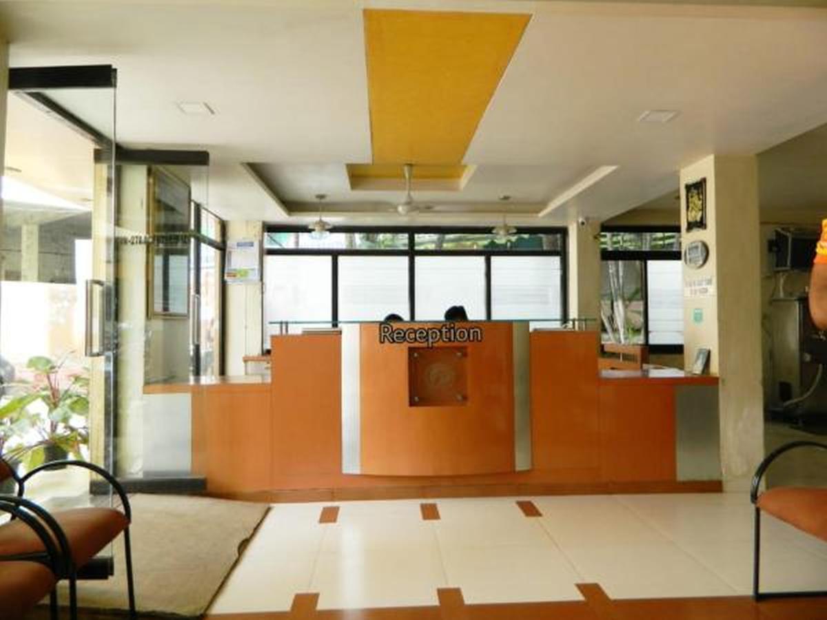 Hotel Vaishali Нашик Екстериор снимка